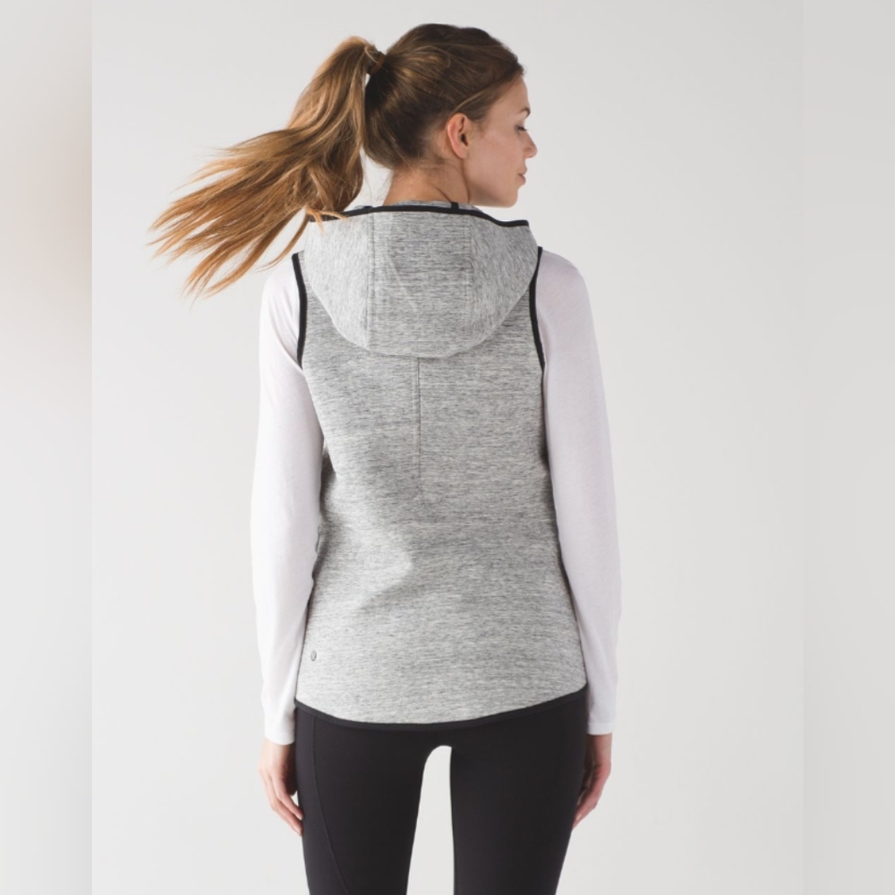 Lululemon Insculpt Vest - Picture 2 of 10